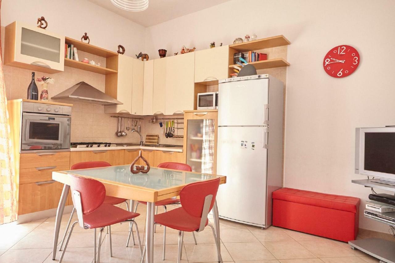 Baciata Dal Sole Home Монополи Экстерьер фото